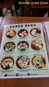Sebagian menu di Ramen Bajuri.
